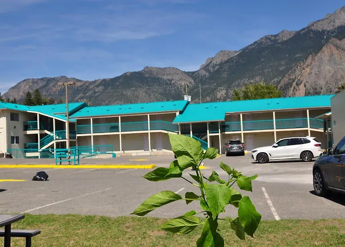Canadas Best Value Inn Mile-0-Motel Lillooet
